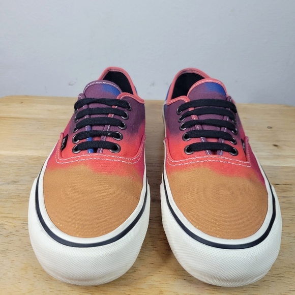 Vans authentic, Multicolor Ombre, Sunset Fade, Unisex Size : 9.5 (BARELY WORN) - Picture 15 of 16